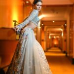 Priyanka Chahar Choudhary Instagram - Nothing can beat that Desi Glam⚡ Showstopper for @anjaleeandarjunkapoor ✨ Photographer: @harrymalik__photography__ Makeup: @iffatfatma204 Hair: @amitbhardwaj.hair #priyankachaharchoudhary