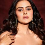 Priyanka Chahar Choudhary Instagram - ❤️❤️❤️ Photographer - @mirajverma_photography Makeup & Hair - @makeoverbysejalthakkar Earrings - @sanalakhanifashionstylist Team - @greenlight__media
