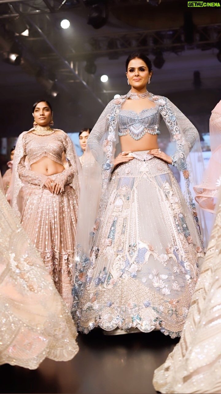 Priyanka Chahar Choudhary Instagram - Grateful to light up the runway for the amazing @anjaleeandarjunkapoor at the @delhi.times Fashion Week! Photographer: @harrymalik__photography__ Makeup: @iffatfatma204 Hair: @amitbhardwaj.hair Team- @greenlight__media #priyankachaharchoudhary