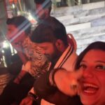 Priyanka Deshpande Instagram - Epdiraaa?? 🤭🤭 . . Bigg Boss 7 polaa Dubai dan poraan 🤣 . #bb7 #biggboss #truthrevealed #perususirusu #makpri #funatwork #ennmaipdipanringalema