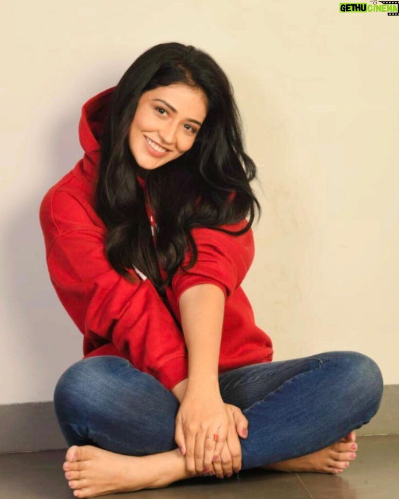Priyanka Jawalkar Instagram - Just acting cute 😝