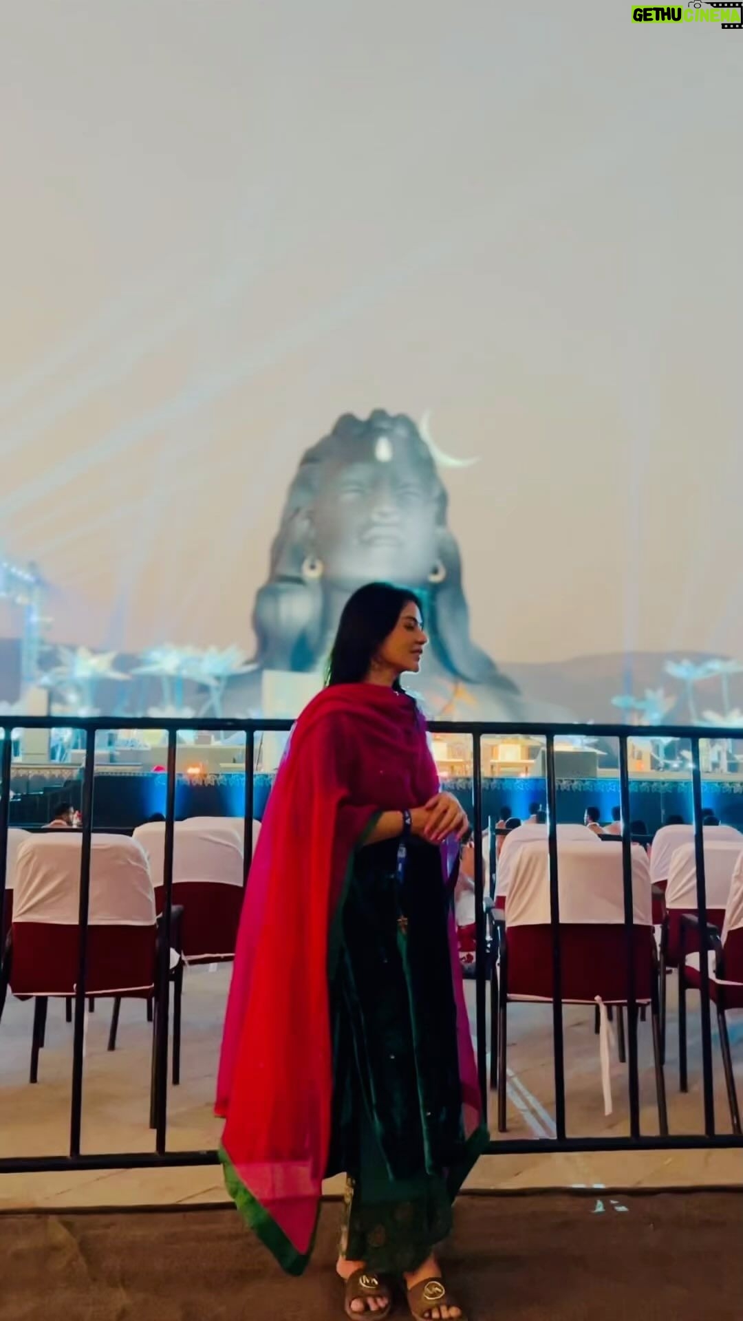 Priyanka Jawalkar Instagram - Amidst the auspicious Mahashivaratri, reflecting on the art of surrendering to the flow of life’s changes. May we learn to let go of what no longer serves us, and finding comfort in what’s best for us, in our soul’s journey . Aum Namah Shivayah ! Isha Foundation, Coimbatore India