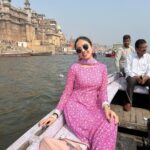 Priyanka KD Instagram – My happy place 😊….. 

#priyankakholgade #instagram #instagood #instalike #photography #photoshoot #photooftheday #kashi #varanasi #banaras #kashighat #assighat #ghat