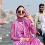 Priyanka KD Instagram – My happy place 😊….. 

#priyankakholgade #instagram #instagood #instalike #photography #photoshoot #photooftheday #kashi #varanasi #banaras #kashighat #assighat #ghat