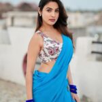 Priyanka KD Instagram - कहती है ईश्क़ दुनिया जिसे , मेरी जान-ए-मन , इस एक लफ़्ज में ही छुपी कायनात है. #reels #reelitfeelit #reelsinstagram #reelkarofeelkaro #priyankakholgade #priyankakd