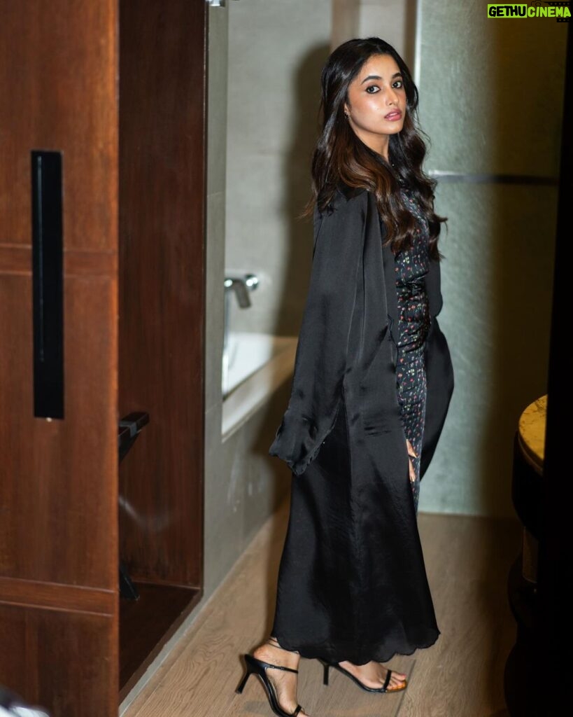 Priyanka Mohan Instagram - ♠️ Outfit - @archanaraolabel Footwear - @charleskeithofficial Styling - @Openhousestudio.in Assisted by - @mithra_kandhaswaami @prarthanasrinivasaraja Photos - @kannasrihari