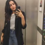 Priyanka Mohan Instagram - Peekaboo 🪞👾