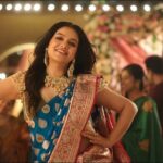 Priyanka Sarkar Instagram - সাতপাকের Ramp Walk- এ Showstopper তুমি। সঙ্গে থাকুক @priyagopalbishoyiofficial... #PriyaGopalBishoyi #TraditionalWear #Sarees #EthnicWear