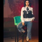 Priyanka Sarkar Instagram - For @aajkaal.in Captured by @sayantan_dutta_photography Styling @fashiondoctor_official Makeup @makeup_abhijithchanda