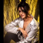 Priyanka Sarkar Instagram - ❄️❄️❄️ @imsayandey @fashiondoctor_official @makeupbysumanganguly @moumitasani @abhireporting @bhaskar5100