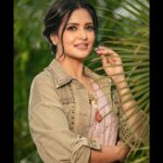 Priyanka Sarkar Instagram - For @aajkaal.in Clicked by @sayantan_dutta_photography Styling @fashiondoctor_official Makeup @makeup_abhijithchanda