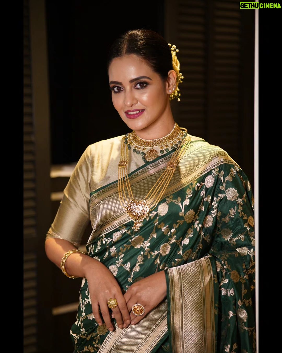 Priyanka Sarkar Instagram - দেখুন #AbpAnanda #SheraBangali আজ ঠিক রাত ৮ টায় @abpanandatv-এ...