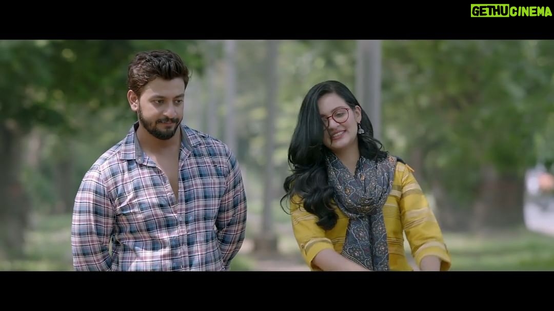 Priyanka Sarkar Instagram - ভালোবাসার দিনে ভালোবাসার গান... #Ahollya থেকে অনিন্দ্যদার কণ্ঠে "C/Oঅজানা..." "অহল্যা" আসছে আগামী ২৩শে ফেব্রুয়ারী আপনাদের কাছের সিনেমাহলে... #AbhimanyuMukherjee @bonysengupta @onindoclicks #AppProductions @artagesocial
