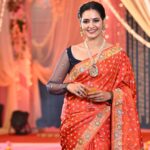 Priyanka Sarkar Instagram – Wearing @priyagopalbishoyiofficial …
@somnath_roy_photography
@makeupbysumanganguly
@moumitasani
@fashiondoctor_official
