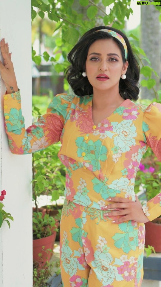 Priyanka Sarkar Instagram - Start the year with your new look...💕 @qwomanindia