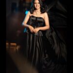 Priyanka Sarkar Instagram - #EventReady ... @fashiondoctor_official @makeupbysumanganguly @hairstylist_kushal @bhaskar5100 @abhireporting @imsayandey