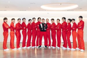 Psy Instagram - 2023년도 스태프 빨이었다!!! 
감사했습니다. 생일날 꿈꿔보는 2024년 저의 공연들은 좀 더 찐히고 찡할 예정입니다!!! 쿠오오오오오🔥