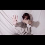 Psy Instagram - 뮤지션 안신애 @shinae_an 의 솔로 데뷔곡 #respect 를 듣자마자 아이키 @aiki_kr 섭외한 나 칭친해 ☺️ *최선의 가사와 최선의 곡 최선의 보컬과 최선의 춤…호들갑 떨고 싶지 않지만…그게 잘 안되는군요 ㅋㅋㅋ 9월21일 낮12시에 공개될 #respect 많이 좋을꺼에요 *만약 별로면 일주일 내내 샐러드만 먹겠음 🥗 P NATION
