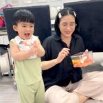 Puttichai Kasetsin Instagram - ชอบมากครับผลไม้ ตอนนี้ของโปรดคือมะยงชิด ชอบมากแค่ไหนถามใจเธอดู 🤣