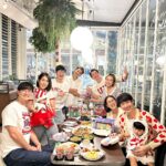 Puttichai Kasetsin Instagram - Early Christmas and December babies birthday party eiei 😆🎄❤️🎂🎅🏻✨ Thank you @babylovett_brand x @greyhoundcafe 🫰🏼 ขอให้น้าเหม๋ น้าตาล ลุงคิ มีความสุขมากๆด้วยนะคร้าบบบ รัก xoxo 💋