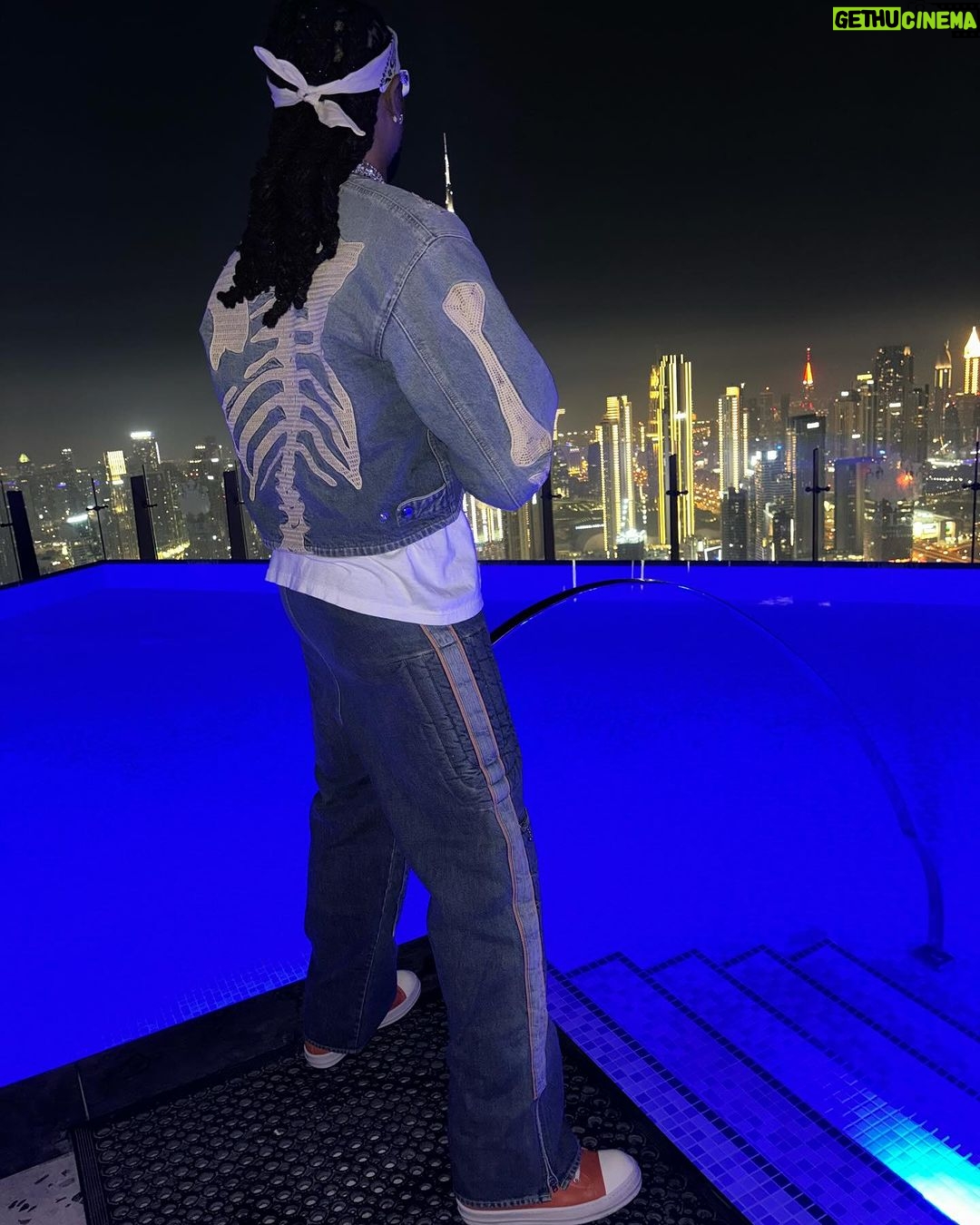 Quavo Instagram - TALLEST building TALLEST Ts 🚀🤲🏾⚠️ Him a thon!