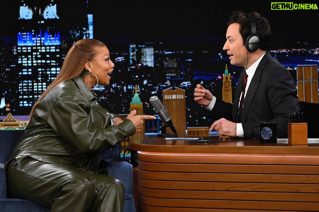 Queen Latifah Instagram - #FallonTonight ❤️