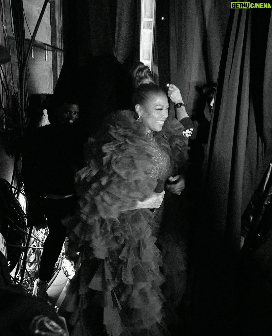 Queen Latifah Instagram - What a night to celebrate! Thank you @naacpimageawards and to the whole team who created this magical event 🫶🏽 Musical Director: @adamblackstone Creative Director: #eboninichols Hair: @hairbyiasia Makeup: @iamsamfine Stylist: @jasonrembert Wardrobe: @iamhdiddy