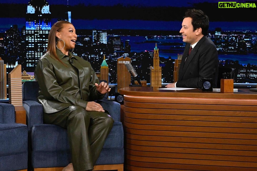 Queen Latifah Instagram - #FallonTonight ❤️
