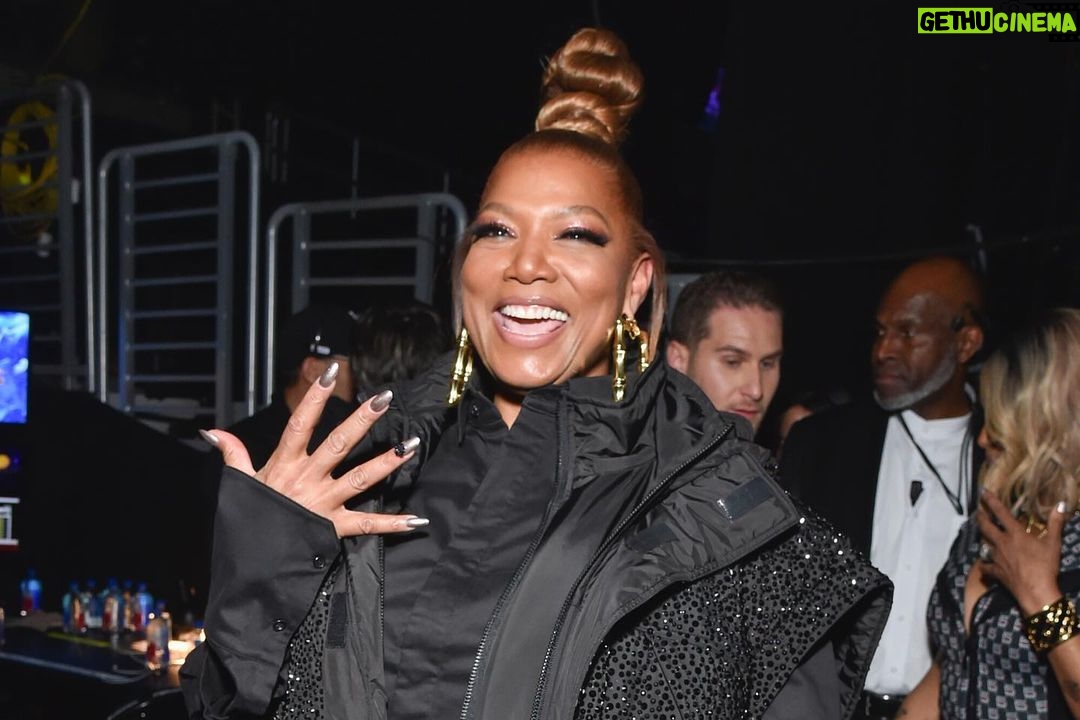 Queen Latifah Instagram - CELEBRATING 50 years of Hip-Hop at the #GRAMMYs last night 🙌🏽🙌🏽🎤🔥🔥🔥