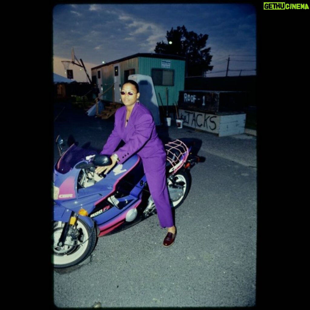 Queen Latifah Instagram - 🏍💜 #tbt . 📸: Ernie Paniccioli archive, #8079. Division of Rare and Manuscript Collections, Cornell University Library