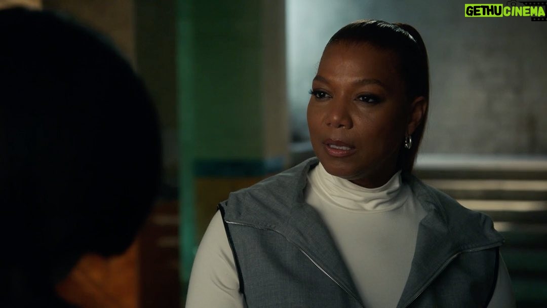 Queen Latifah Instagram - Sneak peek from tonight’s new episode of #TheEqualizer! Let’s go Mel 🔥