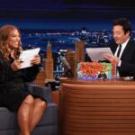 Queen Latifah Instagram - Never doubt our BFF status #BestFriendsBoxChallenge 🤣 #FallonTonight . 📸: Sean Gallagher/NBC