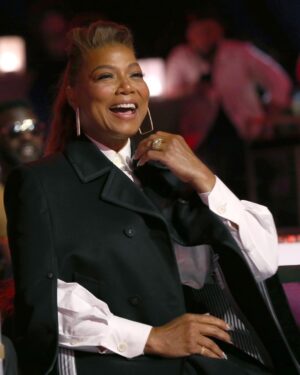 Queen Latifah Instagram - I can’t stop smiling, thank you #BETAwards ❤️