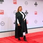 Queen Latifah Instagram - ❤️ #BETAwards . 💇🏽‍♀️: #IasiaMerriweather 👗: @jasonrembert 💄: @ernestocasillas