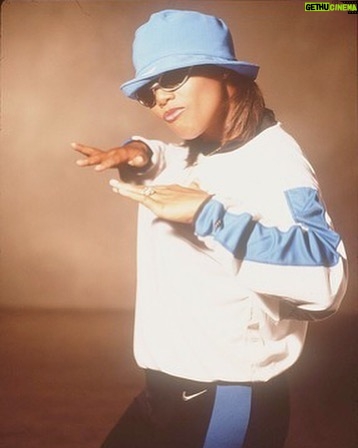 Queen Latifah Instagram - Throwing it way back