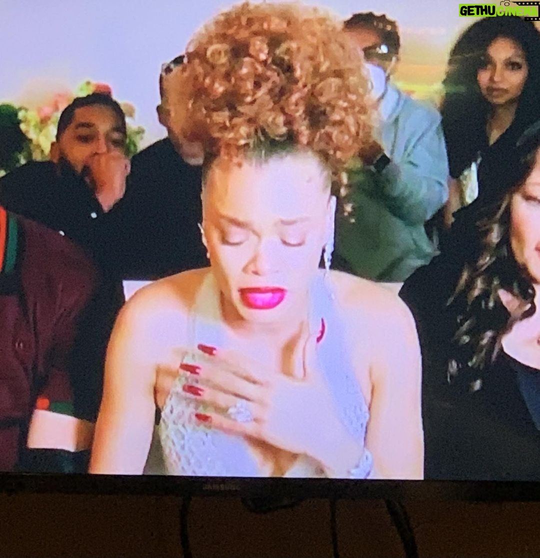 Queen Latifah Instagram - Congratulations @andradaymusic on your Golden Globe win! Brilliant performance in the United States versus Billie Holiday directed by the Amazing Lee Daniels!❤️❤️❤️