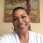 Queen Latifah Instagram - Happy Valentine’s Day! ❤️ I’ll see you tonight at 8/7c 😘 @theequalizercbs
