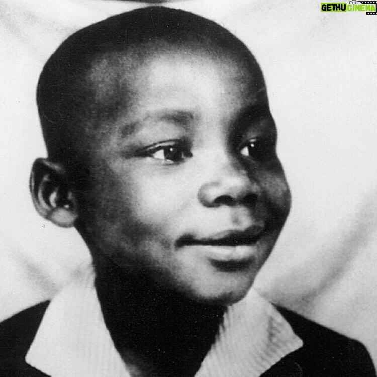 Queen Latifah Instagram - Thank you for inspiring us all 🙏🏽 #mlkday Repost from @thekingcenter • Little Boy King. #MLK #MLKDay
