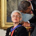 Queen Latifah Instagram - Legendary NASA mathematician #KatherineJohnson will continue to inspire generations of young women to follow their dreams even if those dreams seem as far away as the moon 🚀🚀🚀 We thank you for your brilliance, determination, and passion. You are a true American Hero. #RIP #hiddennomore