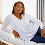 Queen Latifah Instagram - Happy Friday! You ready for the weekend? #fridayfeeling