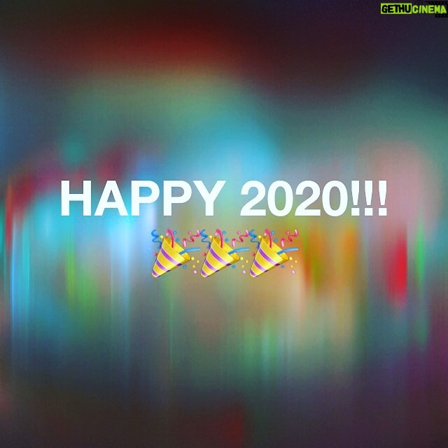 Queen Latifah Instagram - Happy New Years ❤️