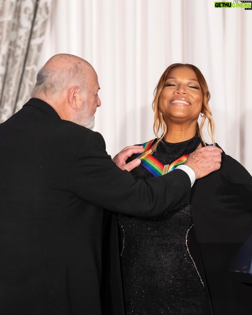 Queen Latifah Instagram - What an amazing experience! Watch the #KCHonors TONIGHT at 8/7c on @CBStv! 💕