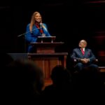 Queen Latifah Instagram - Thank you @hutchinscenter, it was an honor to receive the W.E.B. Du Bois medal 🖤 . . . 📸: @melissablackall Hutchins Center for African & African American Research
