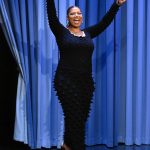 Queen Latifah Instagram - ✌🏽 @fallontonight . 📷: @toddowyoung