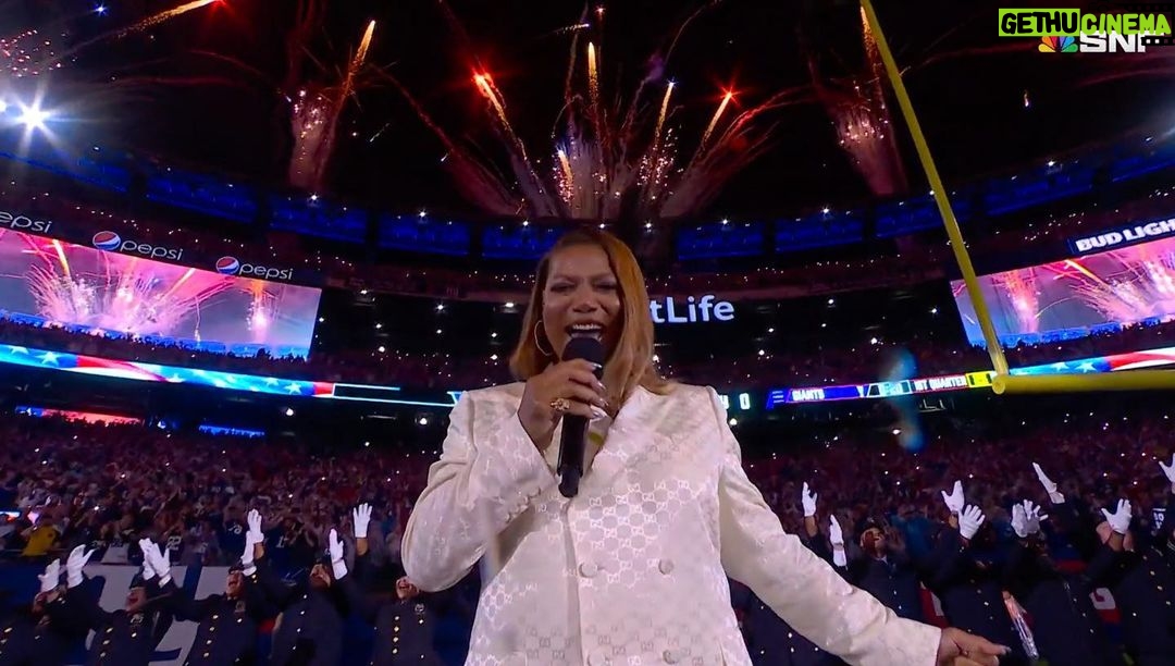 Queen Latifah Instagram - Honored to be a part of the 9/11 tribute singing with a choir of NYC First Responders ❤️