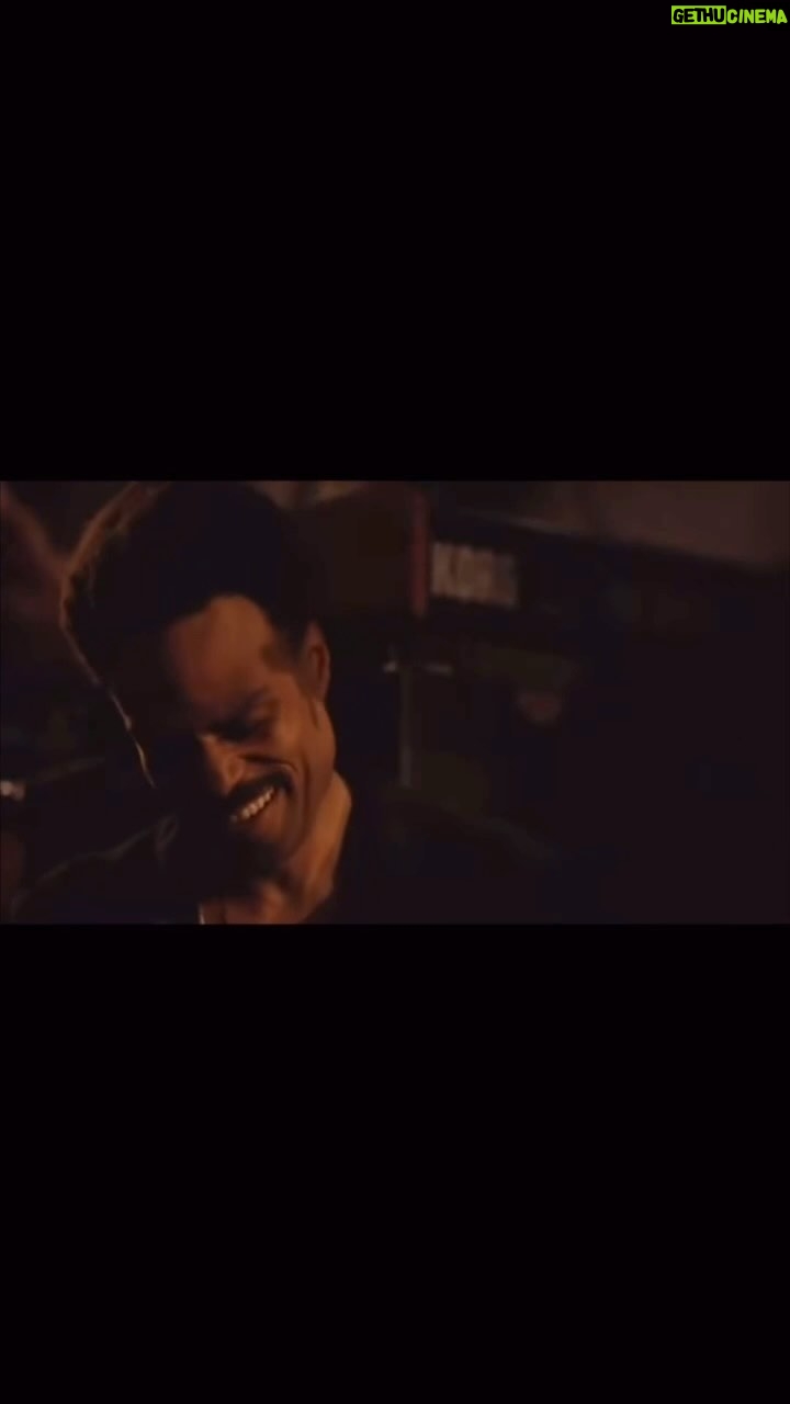 Questlove Instagram - Think you sometime know the story? I don’t think you do. An awesome time doing @glasshaus w @bilalmusic @common @robertglasper @boombishop ——whole concert soon on @youtube Thx @cosmeticgal_mtl for the 🎥 #Beyonce #Beyhive #Common #Bilal #kellyrowland #michellewilliams #electricladystudios #Voodoo #likewaterforchocolate #FirstBornSecond #JamesPoyser#Sometimes #RobertGlasper #DestinysChild #BillsBillsBills