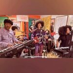 Questlove Instagram – Man, all the musical families of IG are killin this week. You peep this yet @wyanna?
I love @thecurtisfamilycnotes 💜