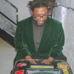 Questlove Instagram – Clue Themed Halloween (Clue-O-Ween Four)

@cheetos 
@balvenieus
@morgensternsnyc
@ghettogastro
@fevertree_usa

📸 @christian_germoso 
Production @micasa.nyc
Chief Party Officer @therongcathy