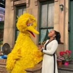 Quinta Brunson Instagram - Speechless. @sesamestreet #season54