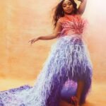 Quinta Brunson Instagram - Is it too early in the morning to post these photos from @people ? I love them. Styling: @bryonjavar Hair: @alexander_armand Mua: @reneeloizmakeup Photographer: @chriseanrose